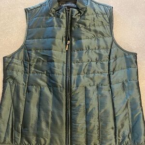 New - Relativity Women’s Green Puffer Vest